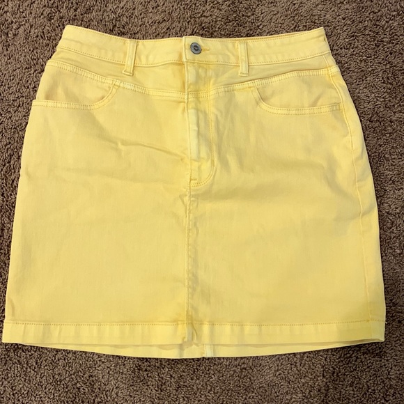 Hollister Dresses & Skirts - Hollister yellow ultra high-rise jean skirt